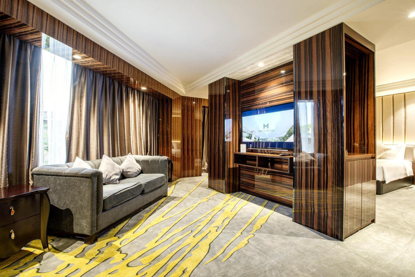 Studio Suite