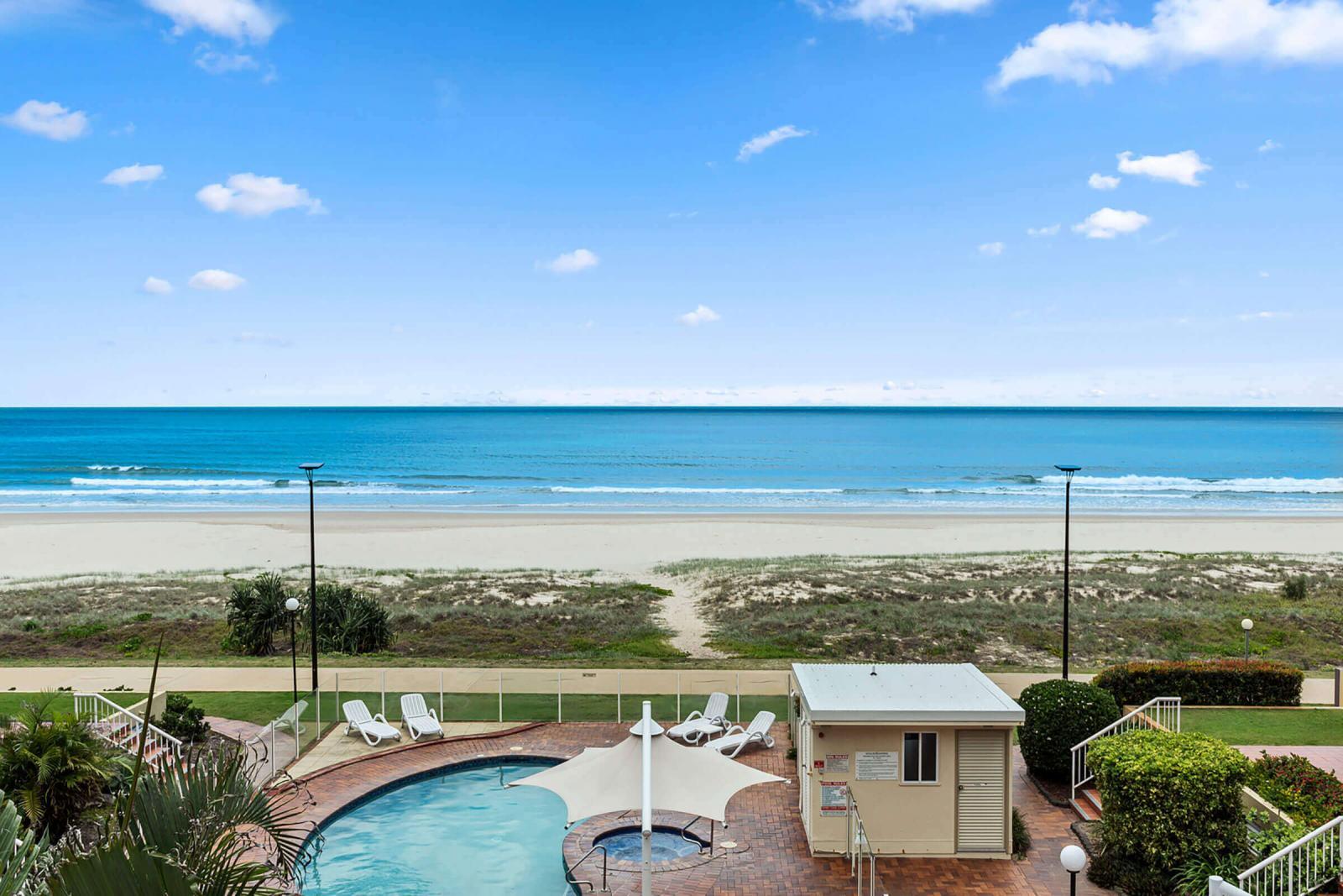 Crystal Beachfront Apartments
