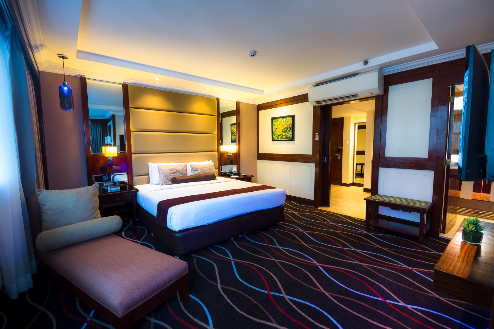 Parklane Suite