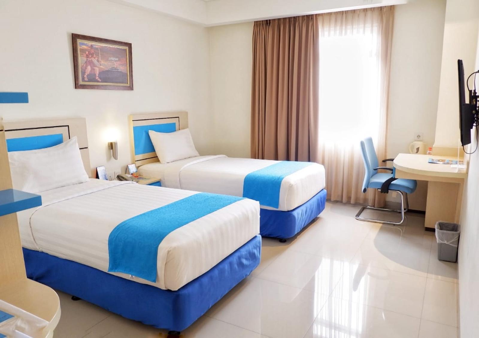 DeluxeTwinRoom