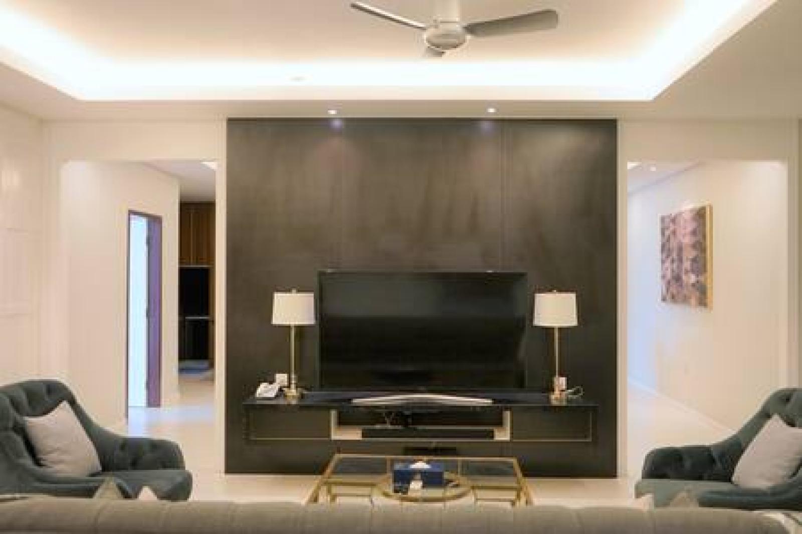 3 BR Luxury Suites Marina View with WIFI