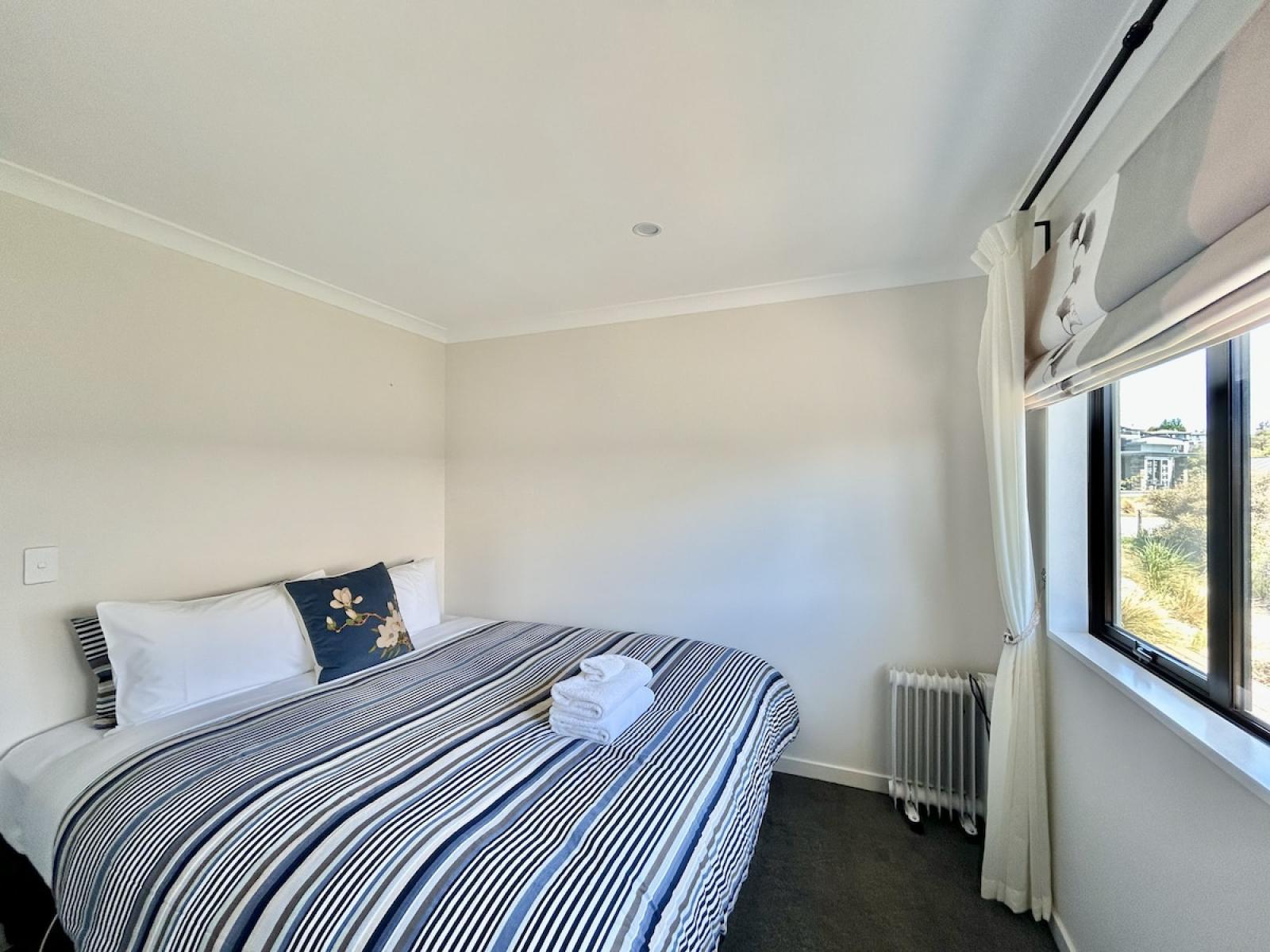 Lakeside Garden - 2 Bedrooms