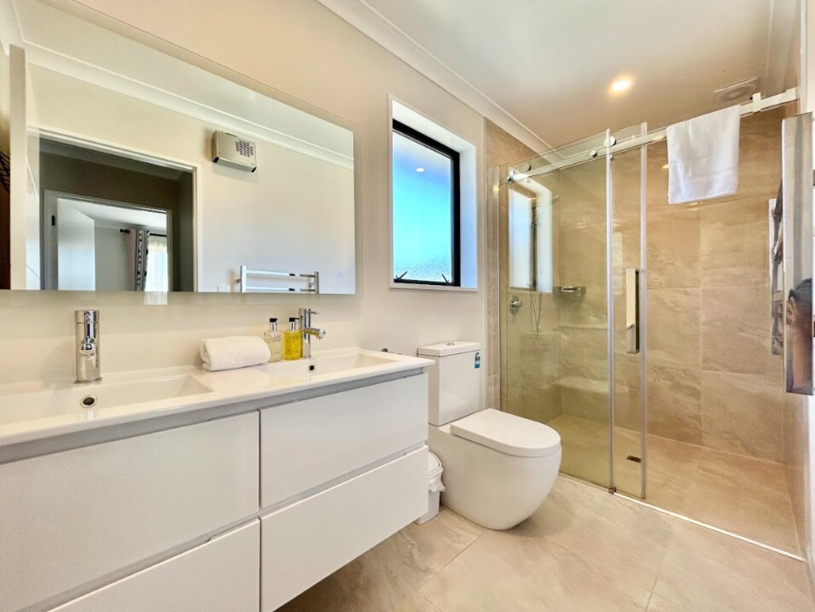 Lakeside Garden - 2 Bedrooms