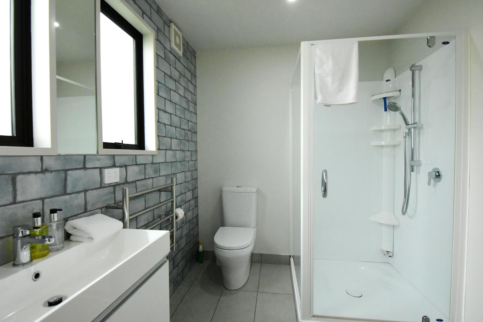Serene Star - Bathroom