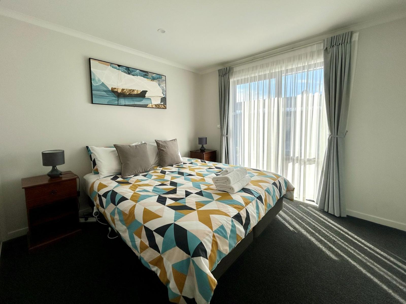 View 3bed - bed1