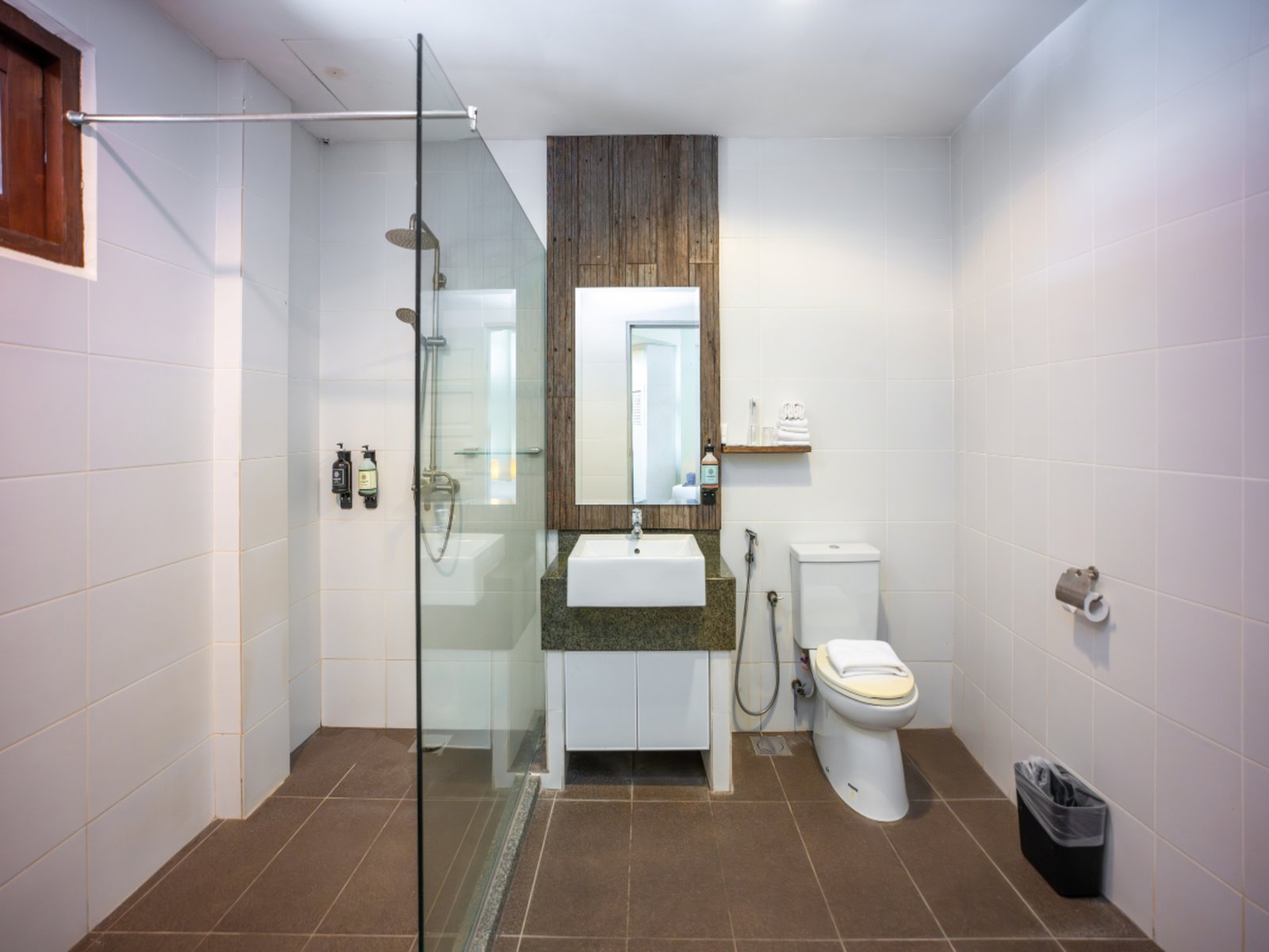 Standard Room (5)