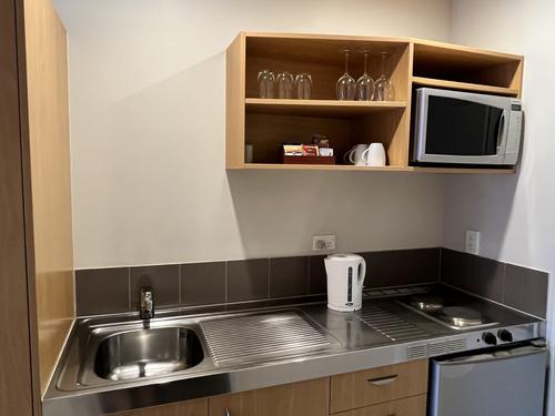 One+Bedroom+Suite+Kitchen
