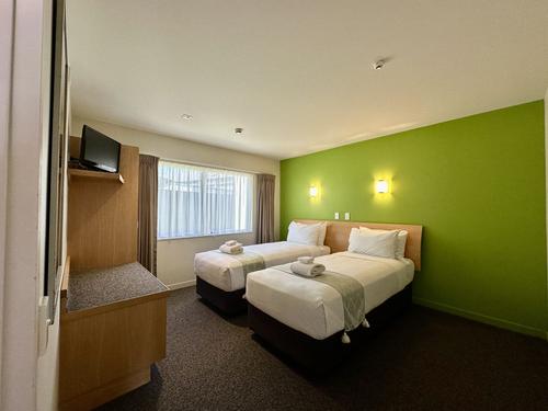 2+bedroom+twin+beds