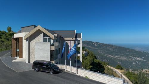 14 EXTERIOR