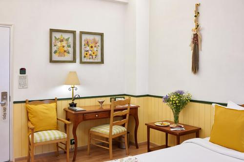 Executive Room