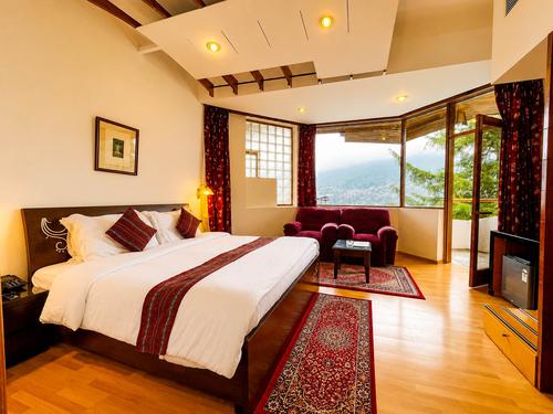 Deluxe suite