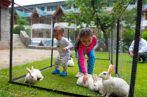 Manu Allaya Photos (26)
