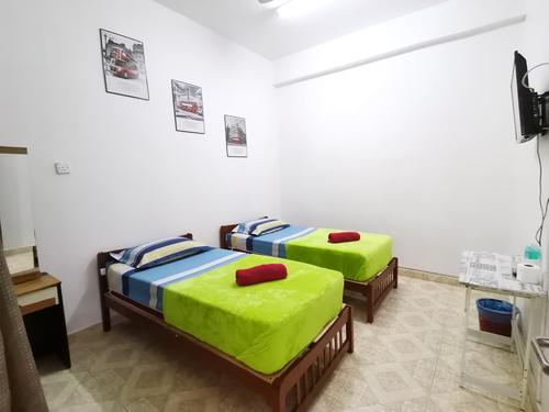 Twin Bed