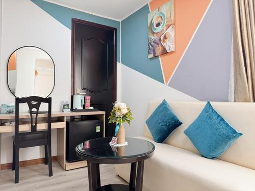Suite Double with window at Sunrise Central Hotel