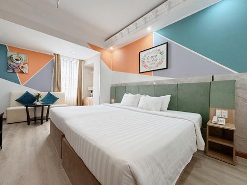Suite Double with window