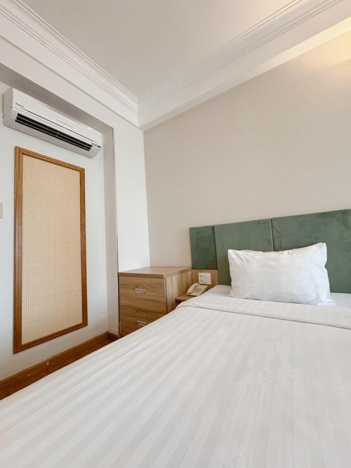 Suite Twin with window at Sunrise Central Hotel