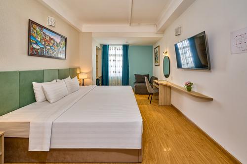 Suite Double with window
